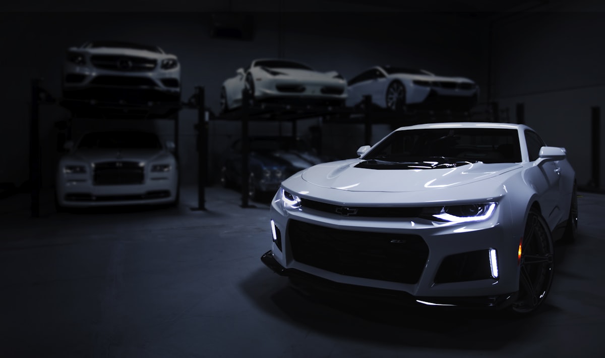 Yetkili servis ortamında araç ve süreç atmosferi